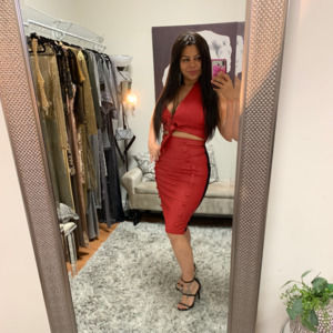 Meet your Posher, Priscila